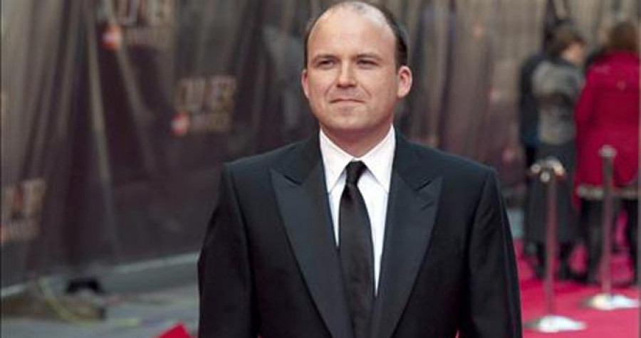 Lesley Manville y Rory Kinnear, premios Olivier a los mejores actores