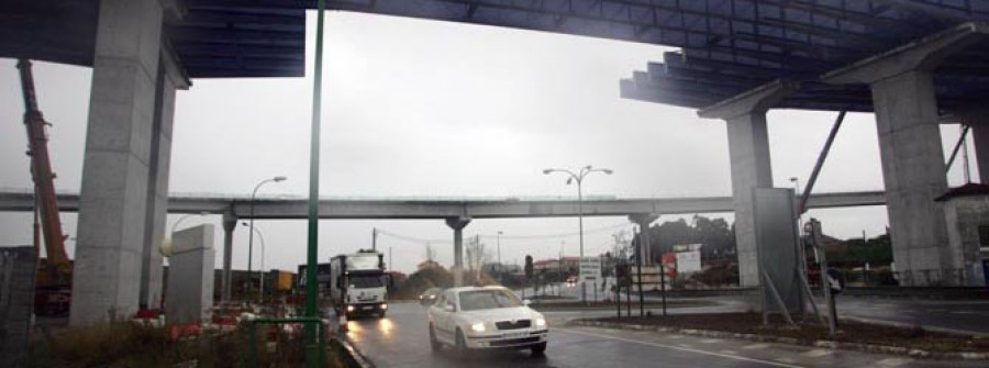 El viaducto de la Tercera Ronda en Pocomaco ya se alza sobre la glorieta