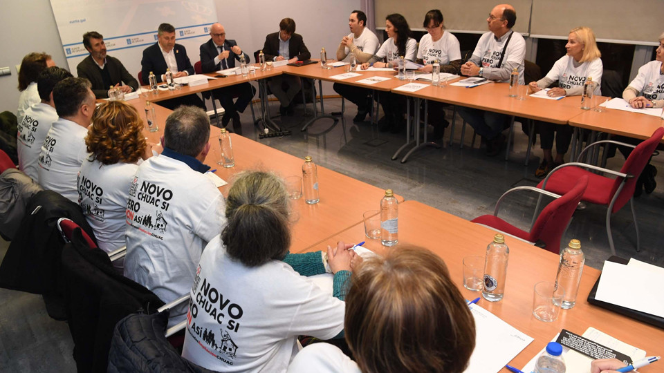 El equipo que redactará el plan de ampliación del Chuac se reunirá antes con los vecinos