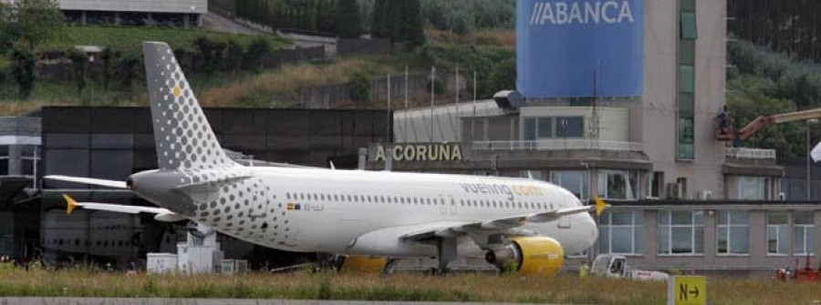 Las compañías aéreas harán cambios en los vuelos desde Alvedro en octubre