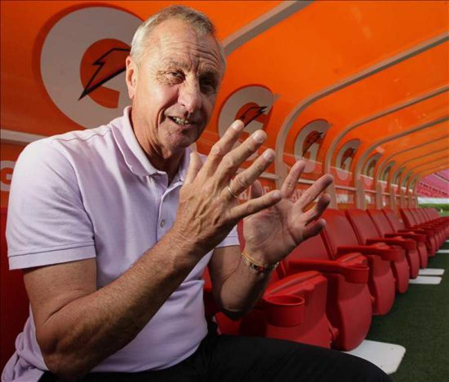 Cruyff admite que no tiene "ni necesidad ni ilusión" por estar en el Barça