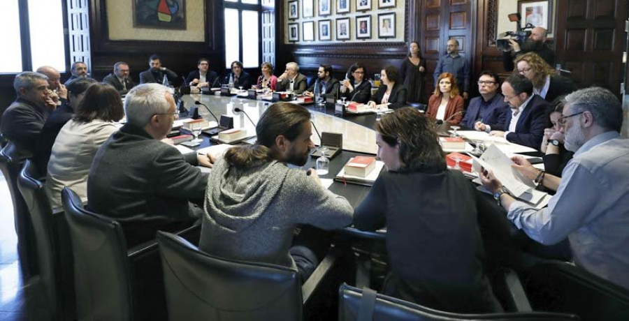 La reforma para investir a Puigdemont sigue su trámite mientras JxCat perfila el plan
