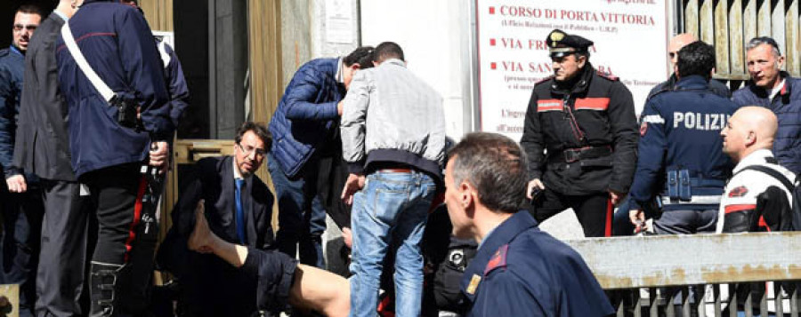 Tres personas son asesinadas a tiros en el Palacio de Justicia de Milán