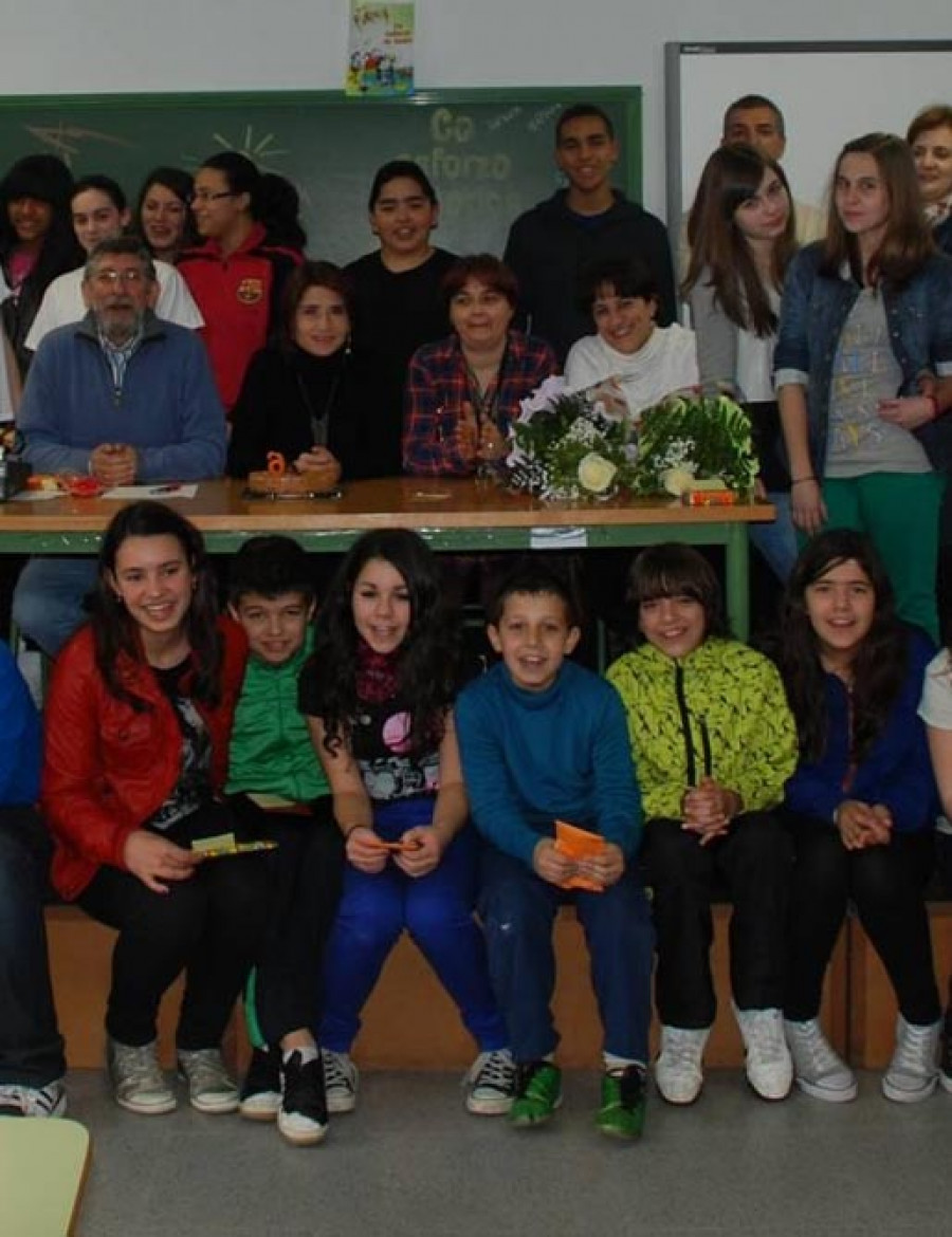 El instituto       de Pastoriza edita un libro CD sobre    Radio Furoca