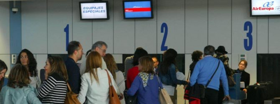Más de 14.000 personas salieron de Galicia para fijar su residencia en el extranjero en el año 2014