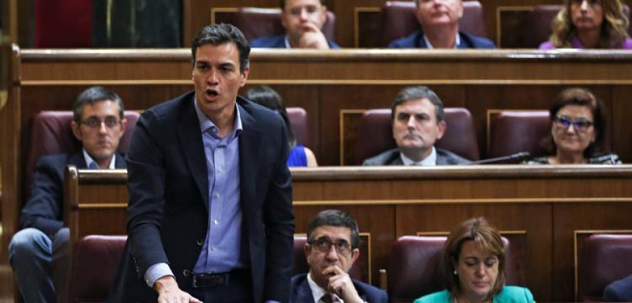 Los “sanchistas” piden al exlíder del PSOE que encabece “una alternativa”