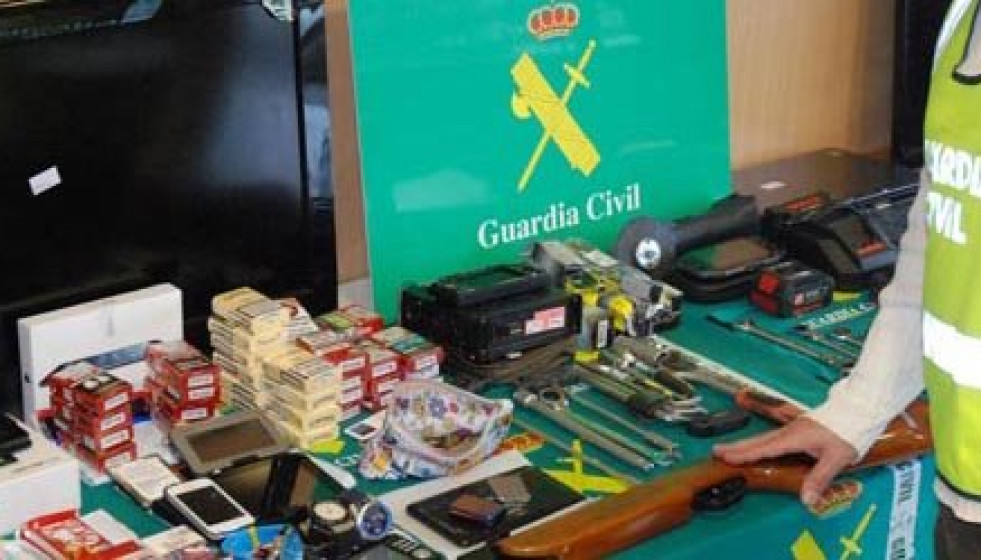 Ingresan en prisión cinco miembros de la banda a la que atribuyen 43 robos en Galicia
