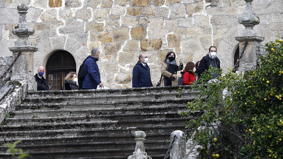 El Estado recibe las llaves de Meirás tras más de 82 años en manos de los Franco