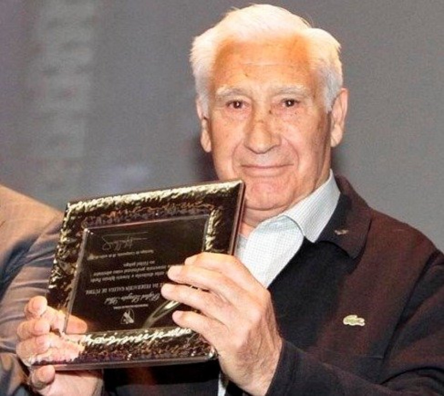 Fallece en A Coruña Arsenio Iglesias