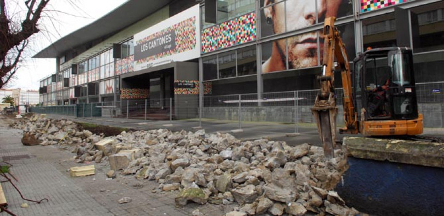 La retirada del muro del Puerto llega  a su tramo final junto al NH Atlántico