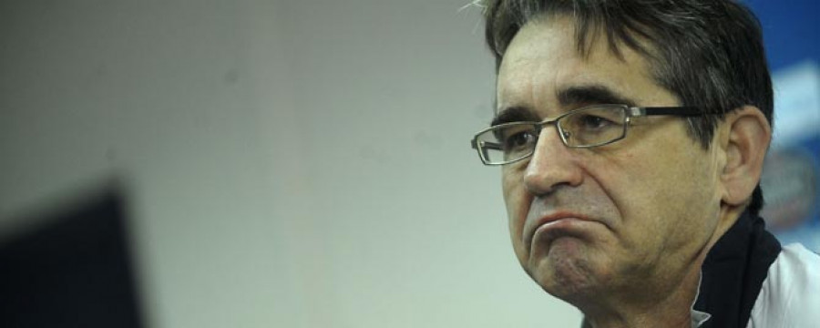 Fernando Vázquez afirma que "El Barcelona, en posesión, es un Ferrari"