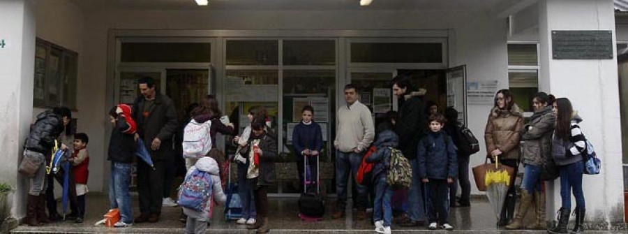 El gobierno local asumirá la gestión del comedor escolar del Vales Villamarín