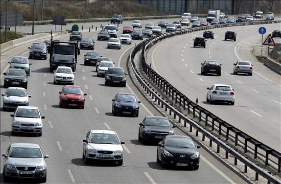 Hoy arranca la operación especial de Tráfico por el puente Todos los Santos