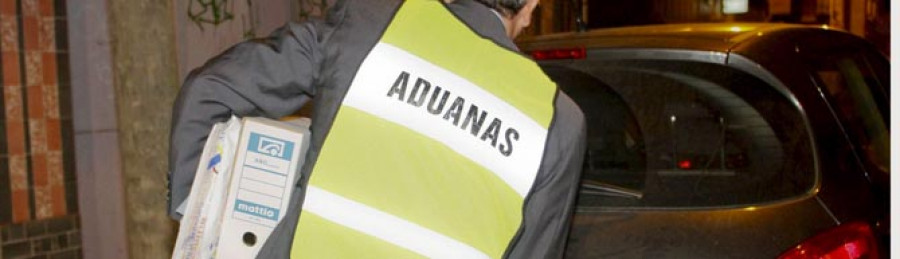 Aduanas revisa expedientes en el Ayuntamiento de A Coruña por el caso Pokemon