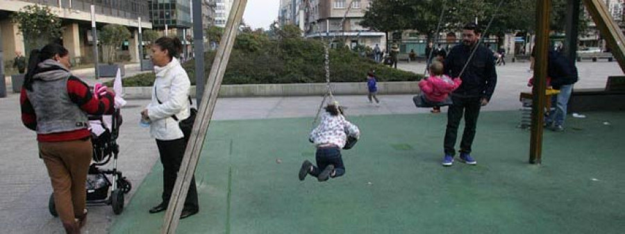 Las coruñesas aguardan hasta los 33 años para tener  a su primer hijo