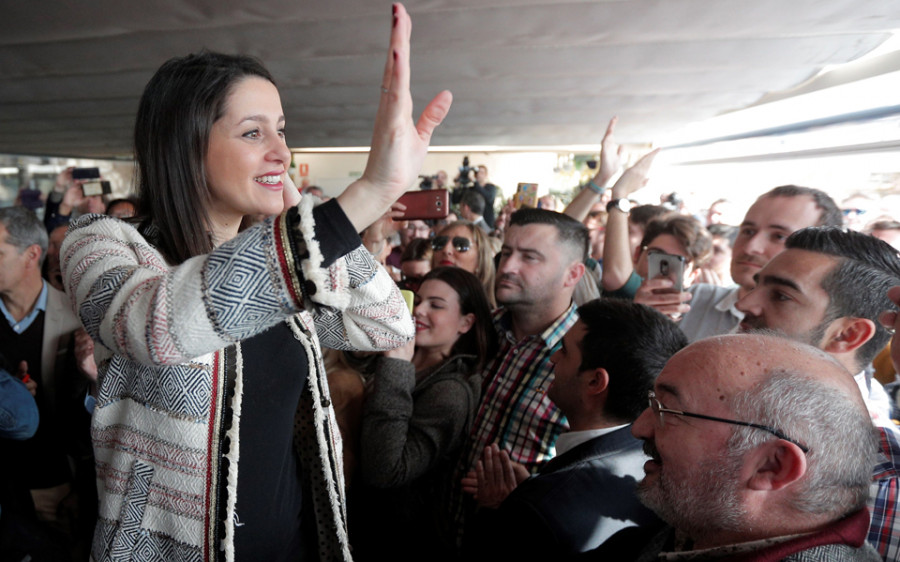 Arrimadas acusa a Pedro Sánchez  de hacer “apología de la desigualdad”