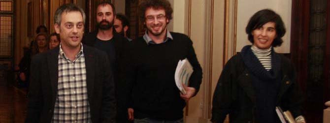 Marea y BNG rechazan dar ayudas a los afectados por los cambios del callejero