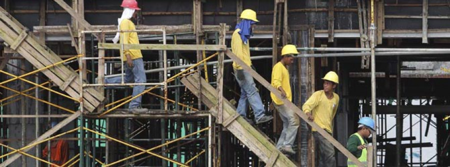 Galicia encabeza la tasa  anual de producción industrial en el conjunto del Estado