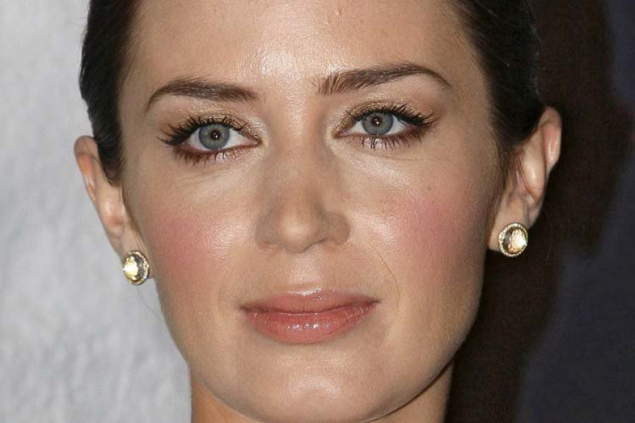 Emily Blunt se une a Dwayne Johnson en “Jungle Cruise”