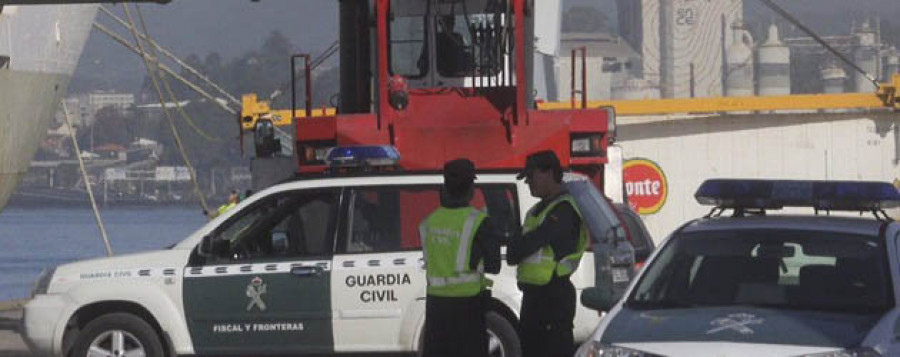 La Guardia Civil intervine  70 kilos de droga en Marín