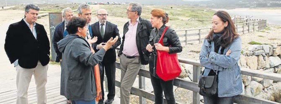 Costas acometerá un proyecto para recuperar el sistema dunar de Baldaio