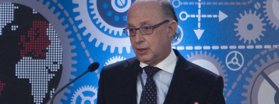 Montoro insiste en que el plan de reforma fiscal del comité de expertos no es el del Gobierno
