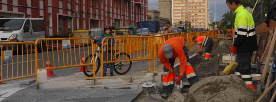 Empiezan las obras en Joaquín Planells para remodelar 600 metros de aceras