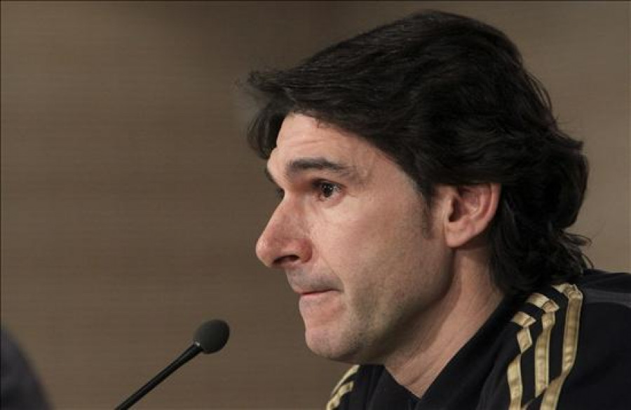 Karanka afirma que "ahora son otros los que hablan de árbitros"