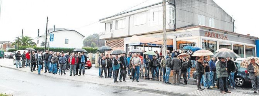 Los ganaderos de Santa Comba preparan tractoradas contra los precios de la leche