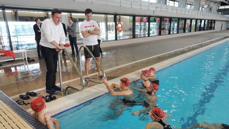 La Diputación financia los servicios de socorrismo de las piscinas de la comarca