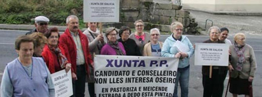 ARTEIXO-Oseiro exige la rotonda del cruce de  la iglesia y rechaza la de la guardería