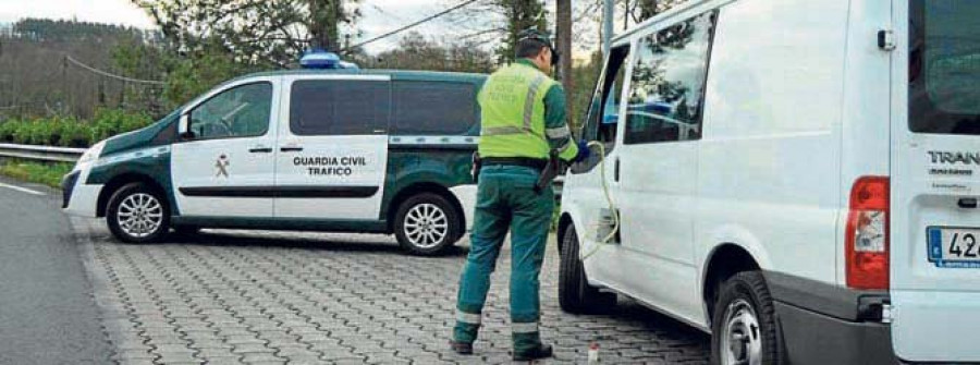 Denuncian a una empresa carballesa por usar gasóleo bonificado en sus vehículos