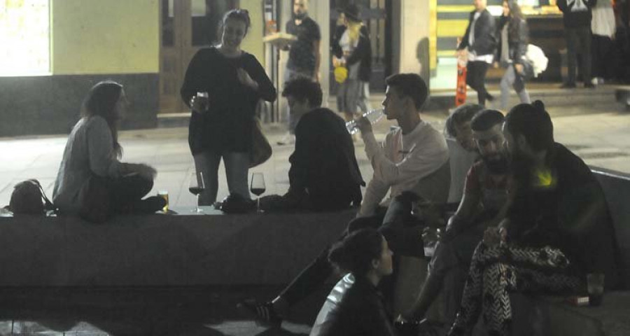 Los vecinos denuncian que se extiende el fenómeno de los “microbotellones”