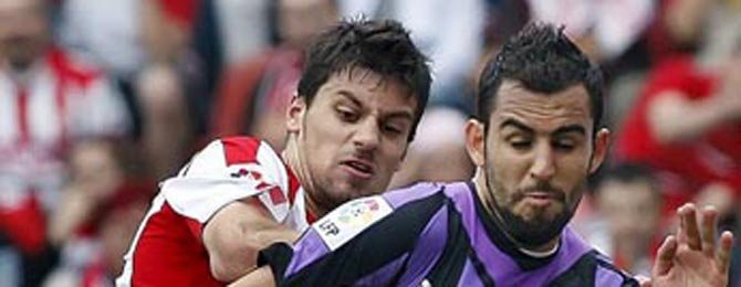 Depor y Sporting acercan posturas para la cesión condicionada de Canella