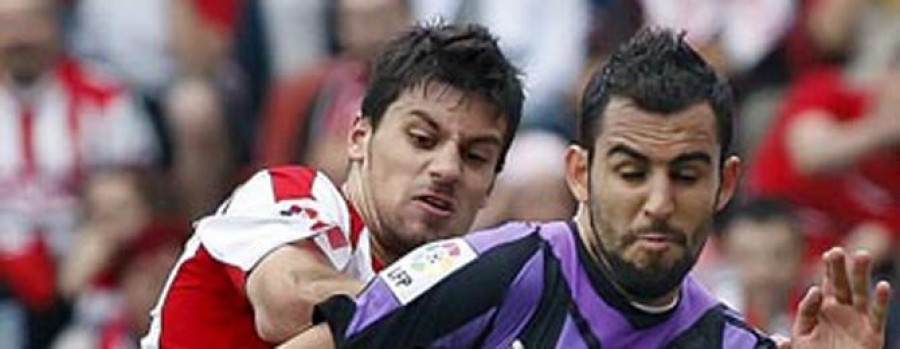 Depor y Sporting acercan posturas para la cesión condicionada de Canella