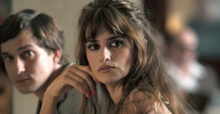 Penélope Cruz niega que vaya  a producir películas en España