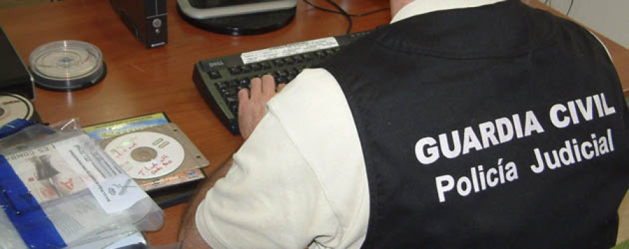 La Guardia Civil detiene a  17 personas por distribuir en internet imágenes de pedofilia