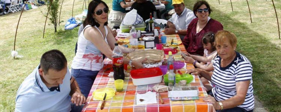 Juegos, música y deportes se aúnan en Beche para celebrar el Día de la Familia