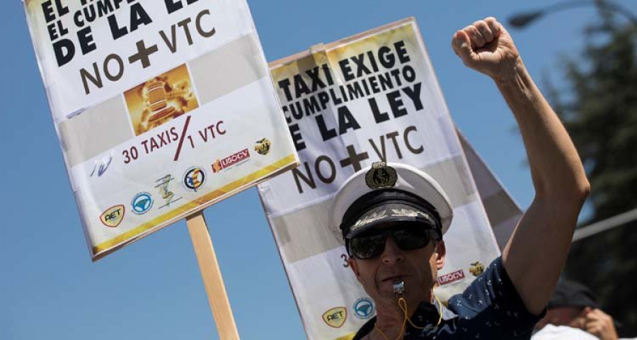 El Supremo comienza a otorgar licencias a empresas como Uber en plena batalla con el taxi