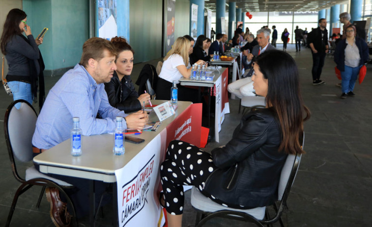 Centenares de jóvenes podrán encontrar trabajo en la feria de empleo de la Cámara 