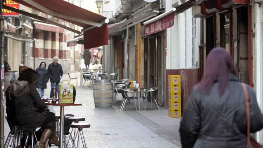 Una mujer ensangrentada aparece en el cuartel del 092 tras un robo