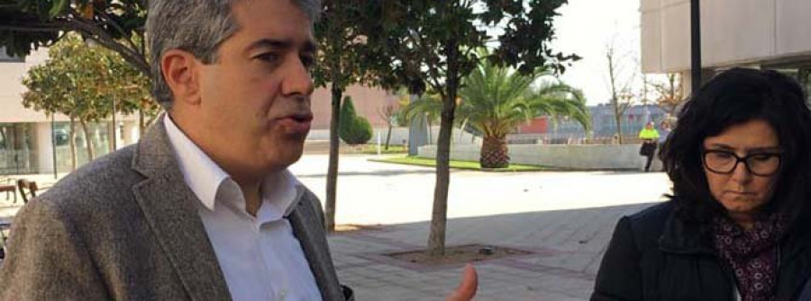 CDC coloca de cabeza de lista para el 20-D al conseller de Presidencia, Francesc Homs