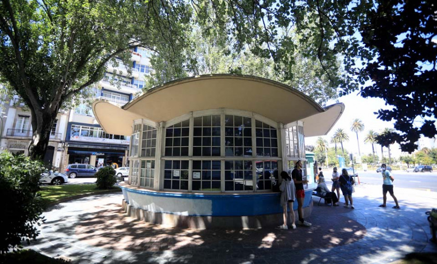 Un niño de dos años, herido leve en un atropello en la plaza de Ourense