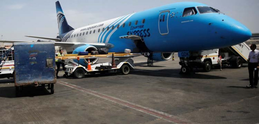 Detectan las señales de una de las cajas negras del avión de EgyptAir desaparecido