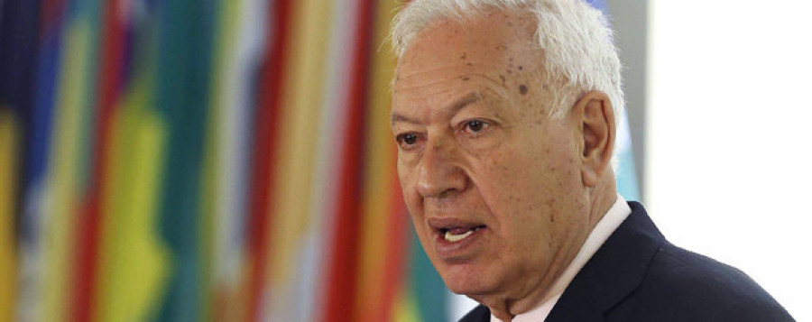 Margallo rechaza aceptar inmigrantes sin garantizarles una vida digna