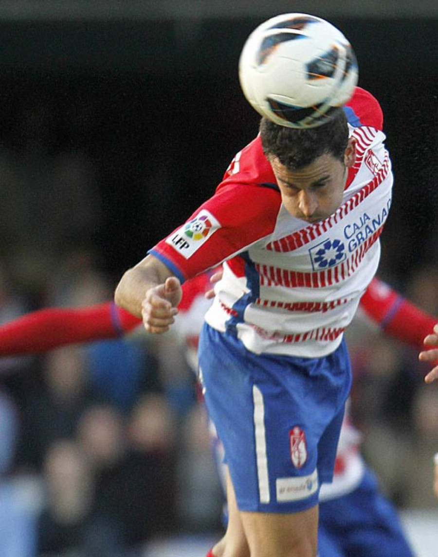 Granada y Celta persiguen un triunfo que les dé tranquilidad