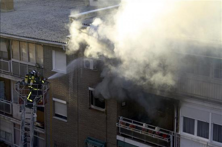 Muere una mujer con minusvalía física en un incendio en su vivienda de Madrid