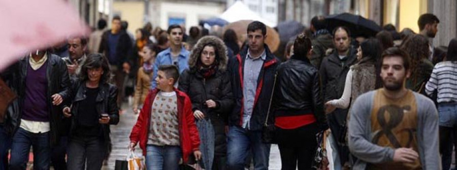 Cientos de personas pasan la noche “en blanco” para comprar en Zona Obelisco