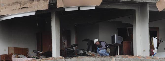 Un joven resulta herido en una explosión de gas en el piso de As Pontes donde vivía