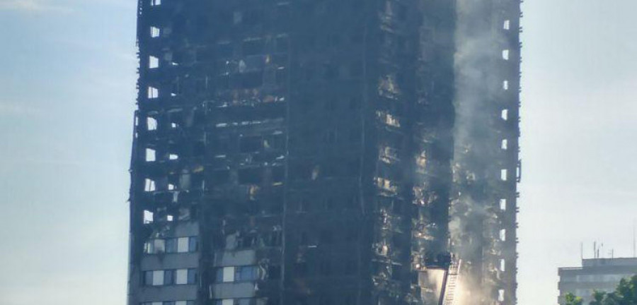 Tres peñistas de RCD London se quedaron sin hogar en la torre Grenfell